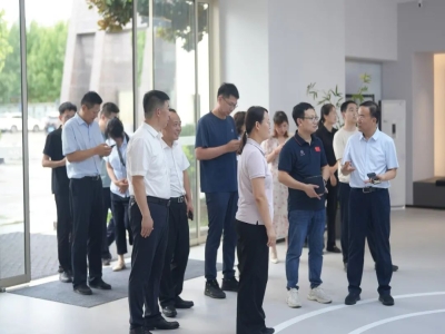 綠色建材產(chǎn)業(yè)鏈融鏈固鏈再發(fā)力！哈工大王代玉教授一行蒞臨天意機(jī)械、卓越精工考察調(diào)研